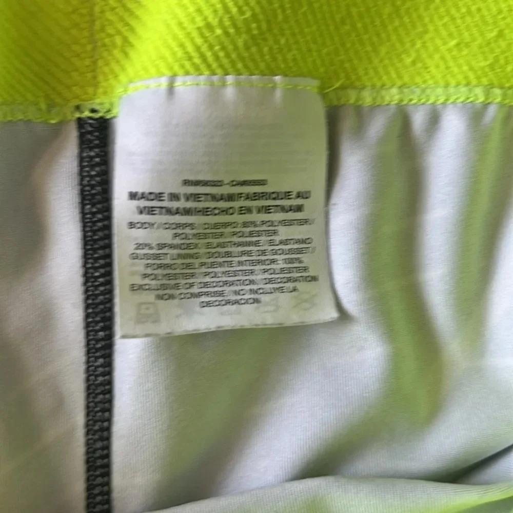 Nike Women’s Pro 11 Bash Training Shorts White/Black/Volt Size Medium - Picture 7 of 11